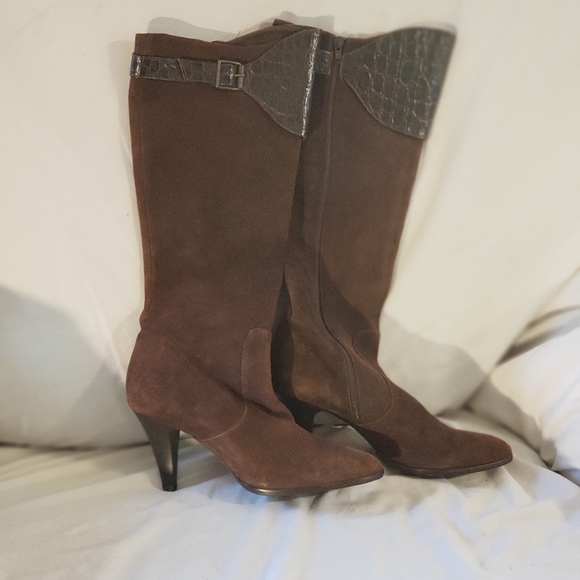 Womens boots - Picture 1 of 4